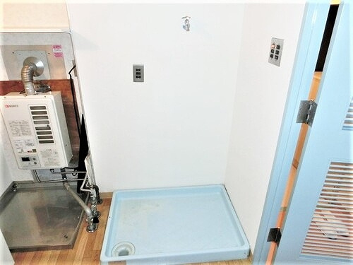 みゆきパークマンションＡ棟のその他|室内洗濯機置場　※2016年8月撮影