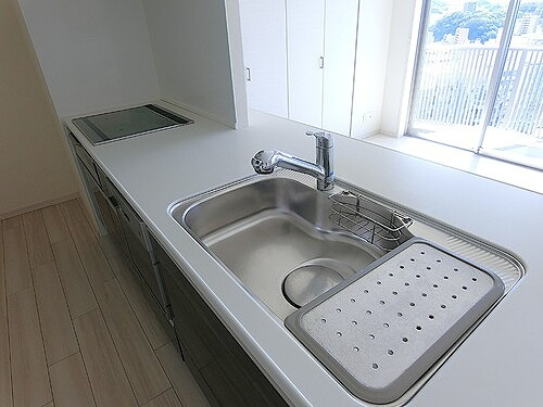 シティトリエ京橋のキッチン|システムキッチン　※2023年9月撮影