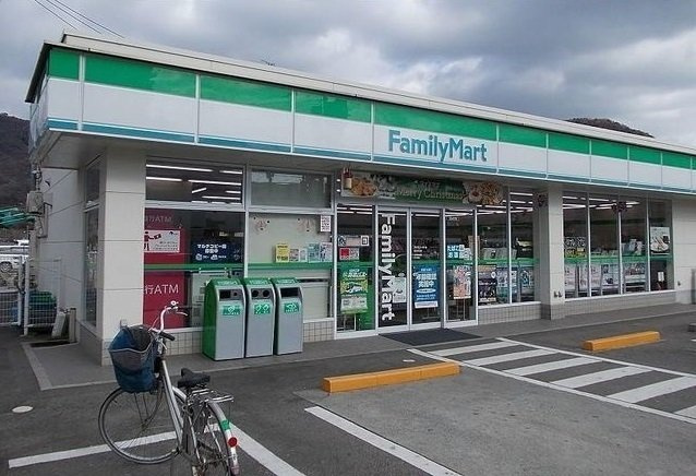 ビューテラスの周辺|ファミリーマート 広中新開店まで600m