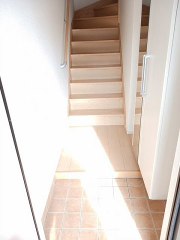 ビューテラスの玄関|明るい玄関です