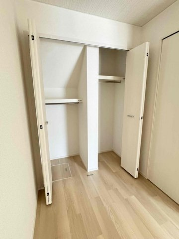 カーサ・ピアッツァ　晴海の収納|小物を収納するのに便利です