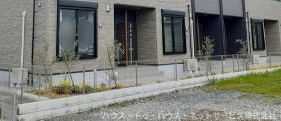 HaleLino八ヶ崎のエントランス