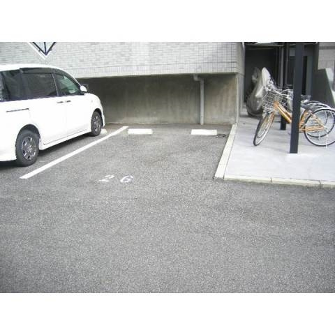 M・ソレイユの駐車場