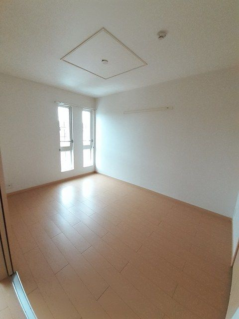 アンソレイユＢ棟の寝室