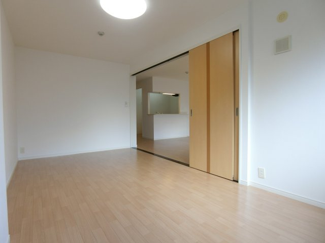 フレアマンションⅡの洋室