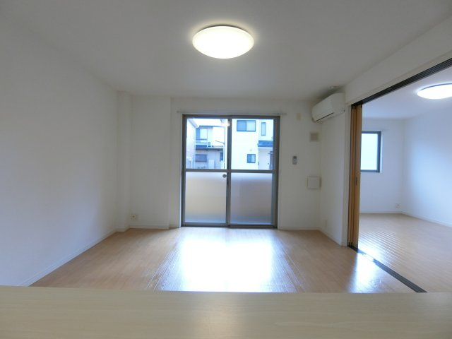 フレアマンションⅡの居間・リビング