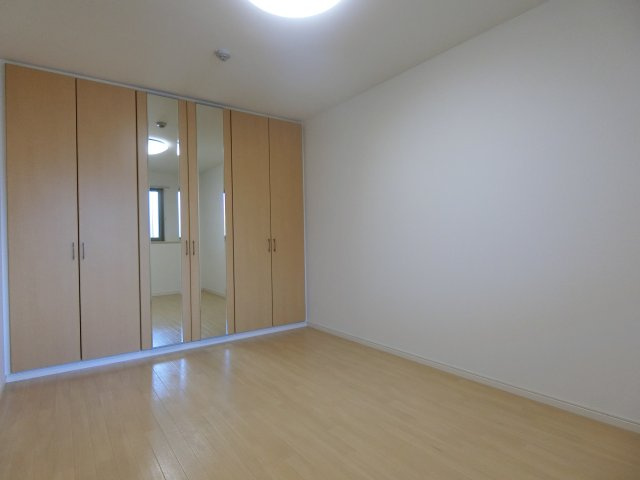 フレアマンションⅡの洋室