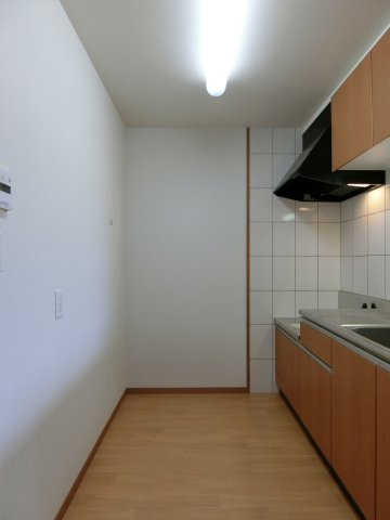 フローラルコート桜のキッチン|イメージ206号室の写真