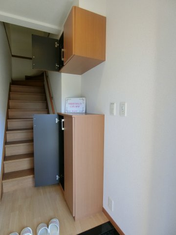 フローラルコート桜の収納|イメージ206号室の写真