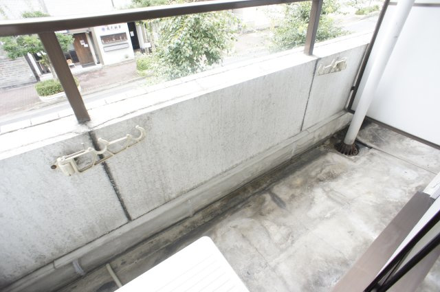 エクセレント河のバルコニー