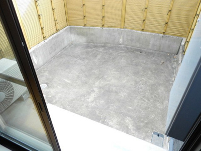 【庭】 | フォア・リーフ・クローバー