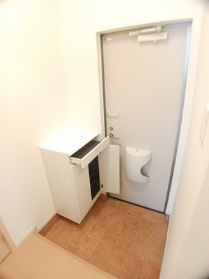 【玄関】 | ノイ・ミルト