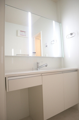 【洗面所】 | オークビレッジ５