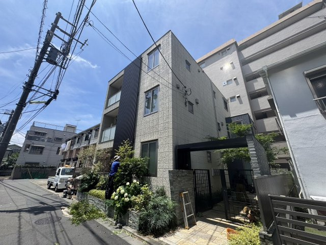 クレスト三軒茶屋の外観|★耐震耐火構造の旭化成ヘーベルメゾン★