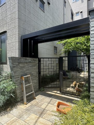 クレスト三軒茶屋のエントランス|★エントランス★