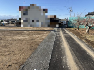 【前面道路含む現地写真】