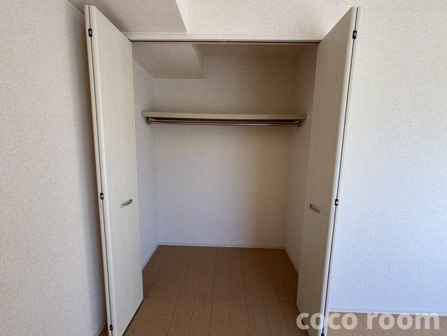 アイリス・ガーデン・コートの洋室