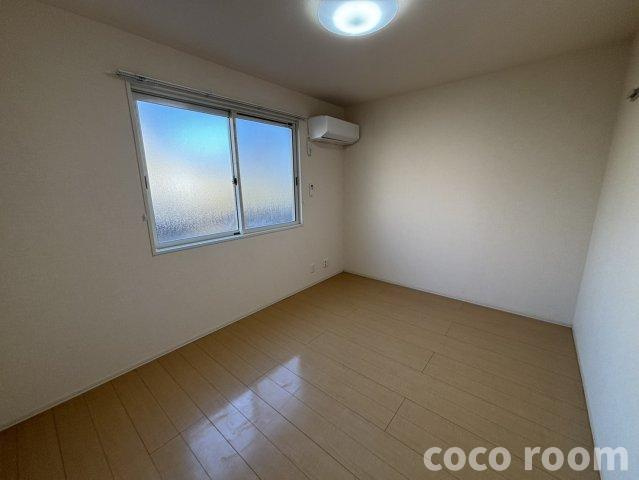 アイリス・ガーデン・コートの居間・リビング