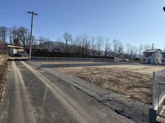 【前面道路含む現地写真】