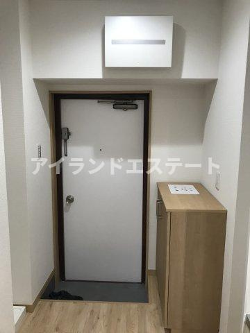 シャンボール上馬　リノベーション　2人入居可　南向きの玄関