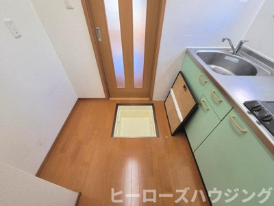 【玄関】 | メープルガーデン