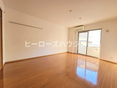 【居間・リビング】 | メープルガーデン