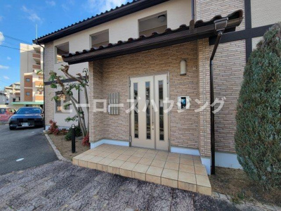 【エントランス】 | メープルガーデン