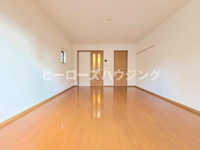 【居間・リビング】 | メープルガーデン