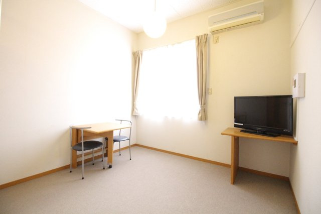 レオパレスｇｒｏｗの居間・リビング