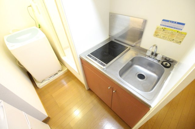 レオパレスｇｒｏｗのキッチン