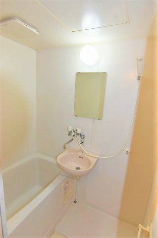 レオパレス相楽台の浴室