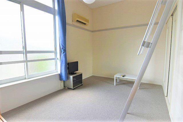 レオパレス相楽台の寝室