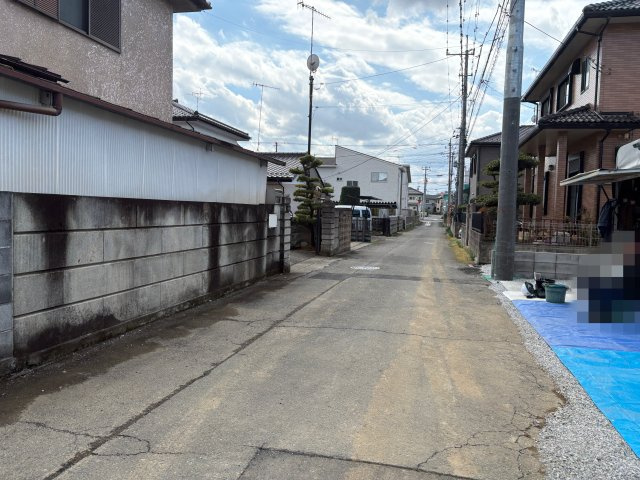 【前面道路含む現地写真】 | 深谷市上野台第24  LiveleGarden.s　新築戸建　全3棟　2号棟