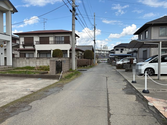 【前面道路含む現地写真】 | 深谷市上野台第24  LiveleGarden.s　新築戸建　全3棟　2号棟