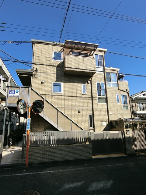 ヒルズオザクの外観