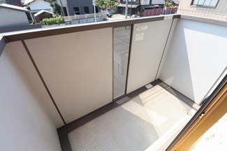 【バルコニー】 | メゾンまるえ