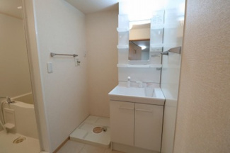 【洗面所】 | メゾンまるえ