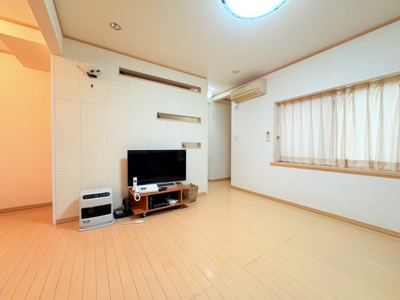 【居間・リビング】 | 鷹峯黒門町　中古戸建