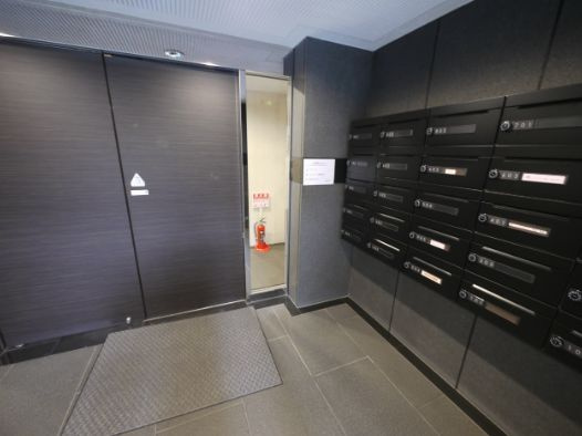 台東区松が谷２丁目の賃貸マンション