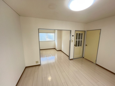 【居間・リビング】 | エスポワール神宮