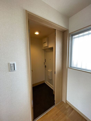 【玄関】 | 依岡ビル