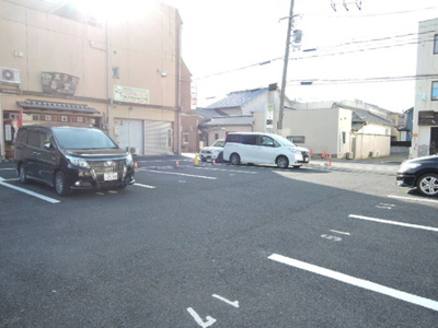【駐車場】 | 依岡ビル