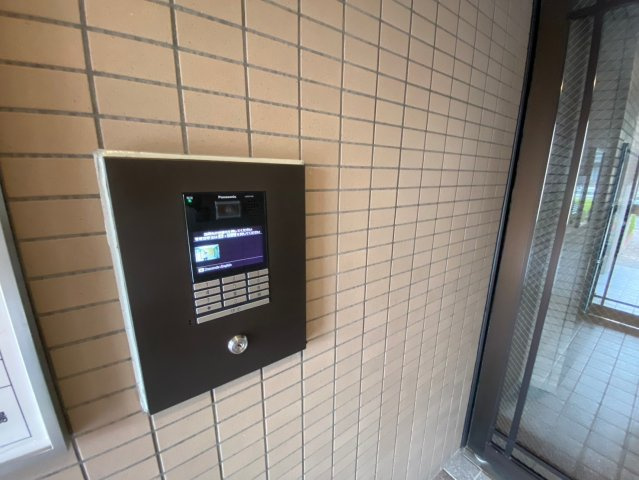 アピエス瀬戸末広町の防犯設備|防犯が気になる方におすすめのオートロック付き♪