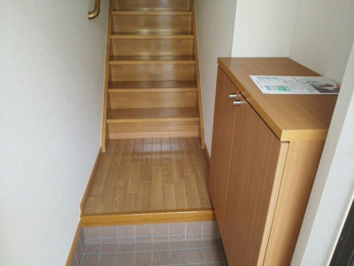 【玄関】 | プリマベ－ラ | 明るい玄関です