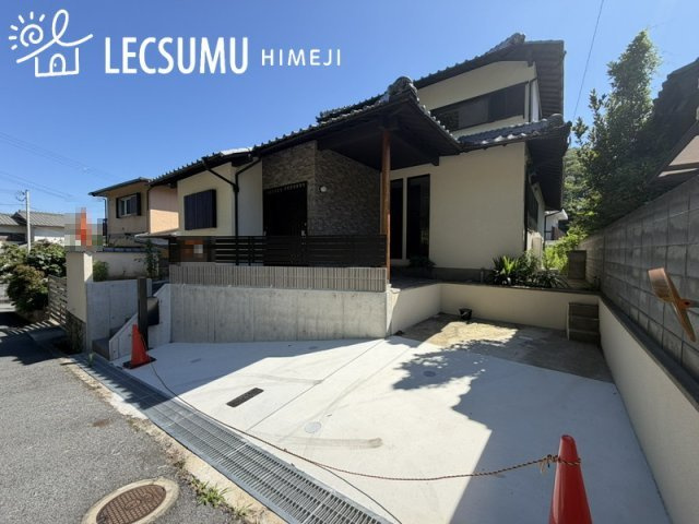 姫路市北新在家２丁目/中古戸建の駐車場