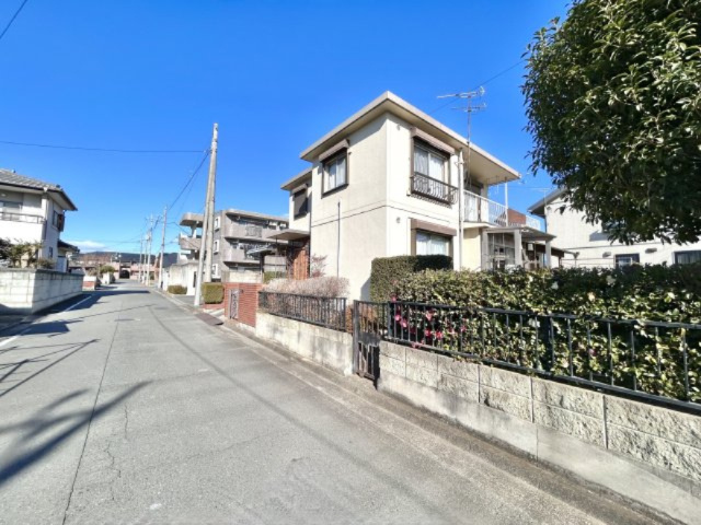 【中古戸建】前橋市関根町3丁目の外観|■外観｜土日のご見学はもちろん、平日・夜間のご案内も大歓迎です♪「今から見たい」や「仕事終わりに見たい」にもご対応できますのでお気軽にお問い合わせください♪