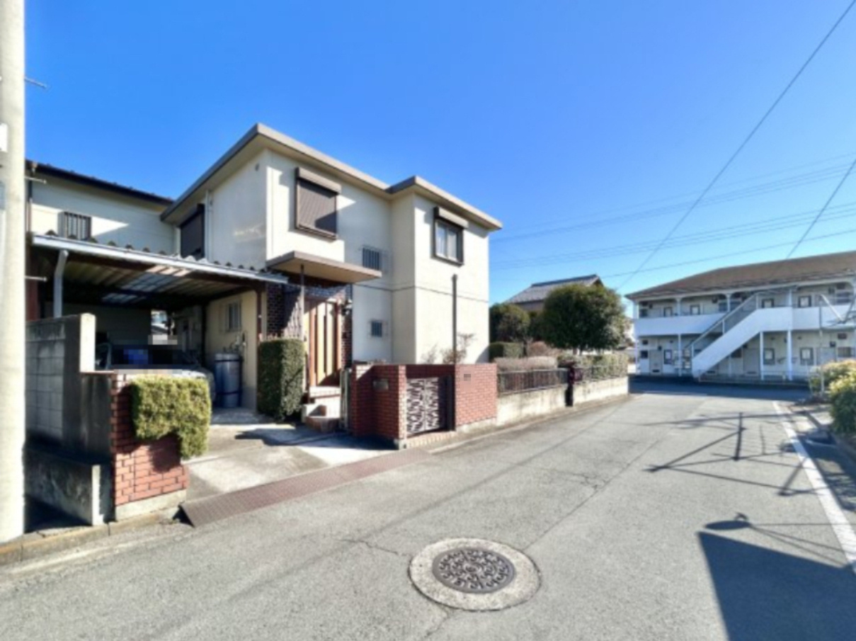 【中古戸建】前橋市関根町3丁目の外観|■外観｜親戚や友人を何度でも招きたくなってしまうようなお家です( ＾＾ )