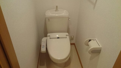 【トイレ】 | こうやリバーサイドヒルズⅠ番館 | 落ち着いたトイレです