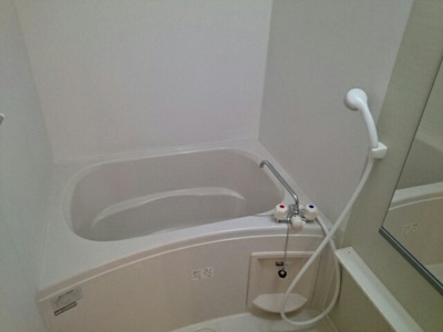 【浴室】 | こうやリバーサイドヒルズⅠ番館 | ゆったり過ごせるお風呂です