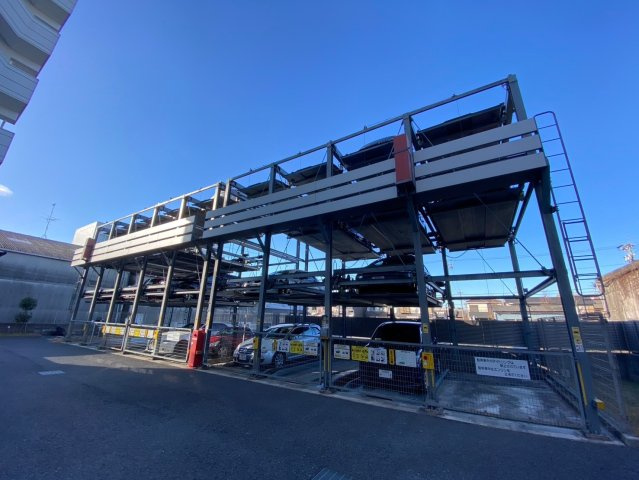 ヴェルディーク荒子川公園の駐車場|敷地内には機械式の駐車場があります！